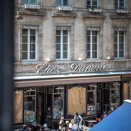 Une Chambre Chez Dupont-3