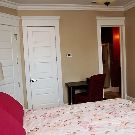 Wishmaker House B&B-3