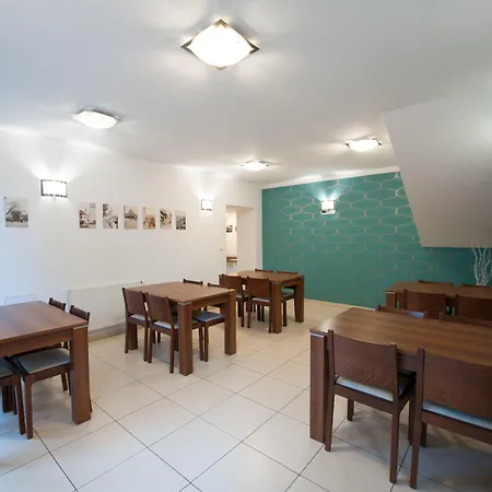 Hotel Garni Pod Skalkou-2
