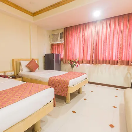 Hotel Parklane-3