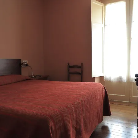 Hostal Esmeralda-2