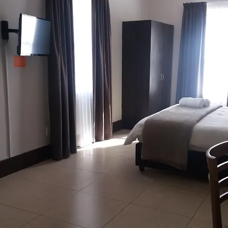 Clanwilliam Hotel-2
