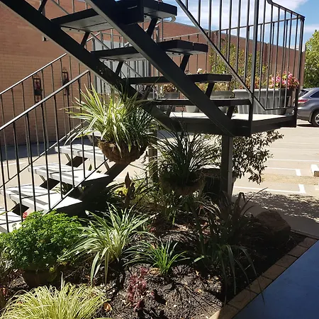 Belmore Motor Inn-3