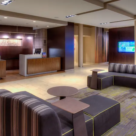 Courtyard By Marriott St Louis Chesterfield-3