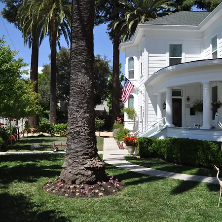 The River Belle Inn-2