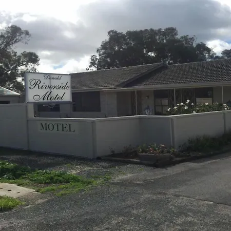 Donald Riverside Motel-3