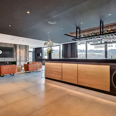 R Hotel Experiences-3