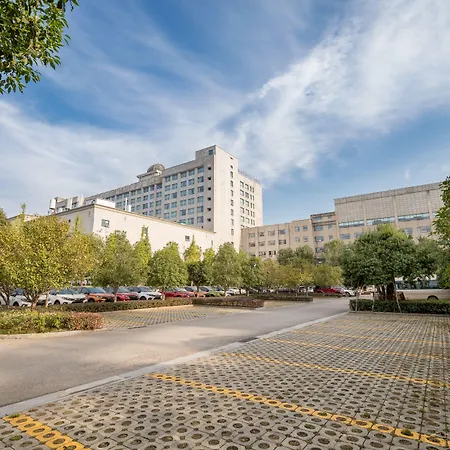 Sunshine Hotel Zhangjiajie-2
