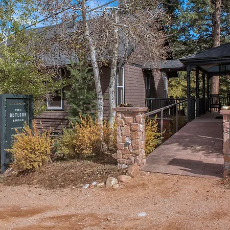 The Outlook Lodge-3