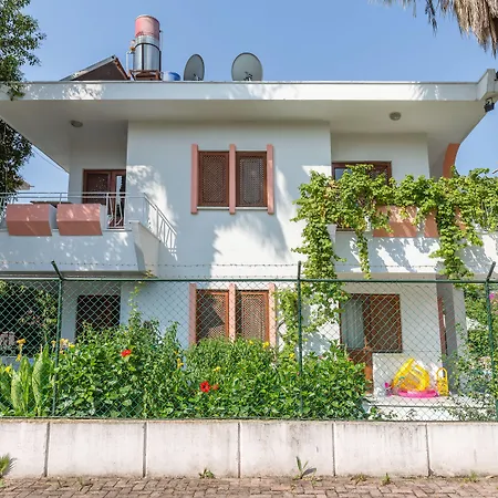 Flower Villa Apart-3