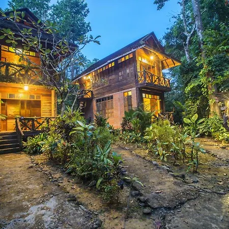 Art'S Riverview Lodge-2