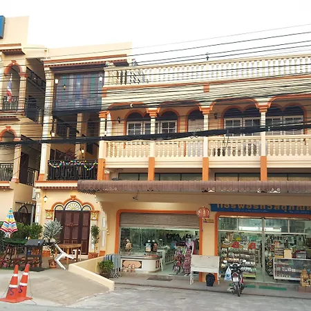 Bs Airport At Phuket-2