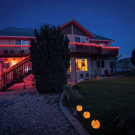 Bryce Trails Bed And Breakfast-3
