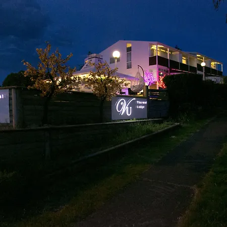 Taupo Thermal Motel And Spa (Adults Only)-2
