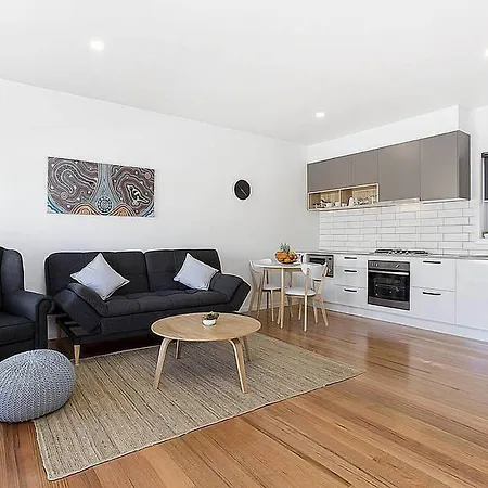 Coastal Vibe Apartments-2