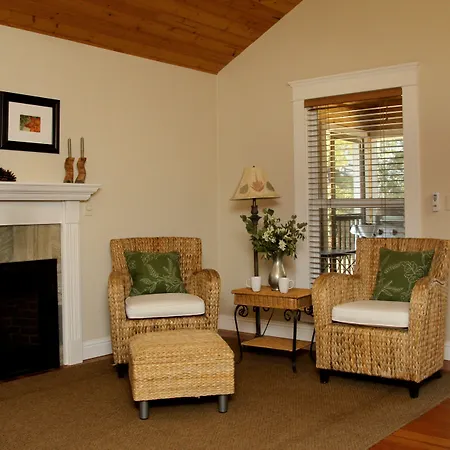 Coho Cottages-3