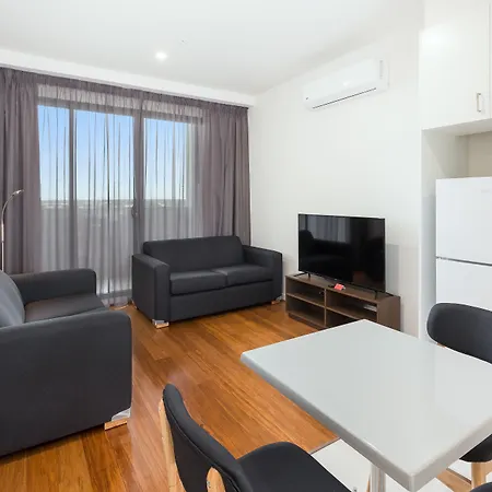 City Edge Dandenong Apartment Hotel-3