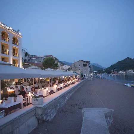 Hotel Riva By Aycon-3