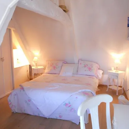 chambre d'hotes le nid du phare avec jacuzzi privé-3