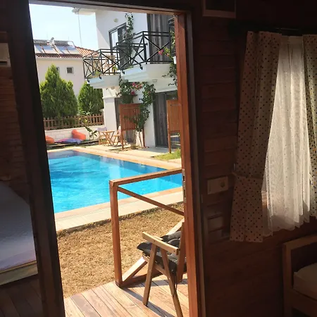 Casa Pallet Hotel (Adults Only)-2