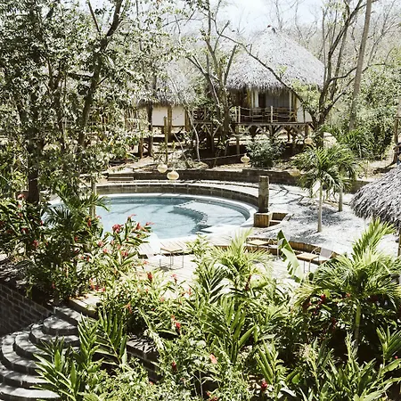 Dreamsea Surf Resort Nicaragua-3