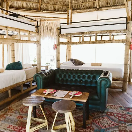 Dreamsea Surf Resort Nicaragua-3