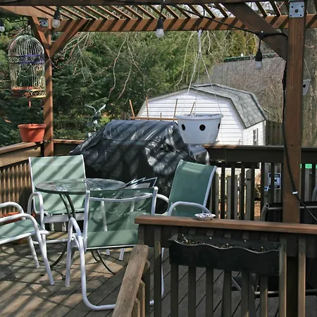 Carriage Corner Bed & Breakfast-2