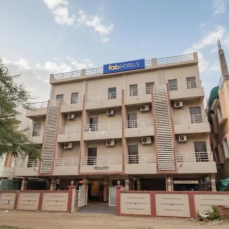 Fabhotel 4 Star Executive-2