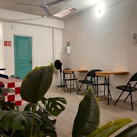 Nómadas Hostel-2
