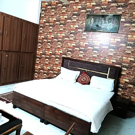 Zora Park Luxury Rooms-3