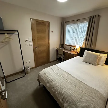 Royal Oak Guesthouse-2