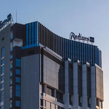 Radisson Blu Ha Long Bay-3