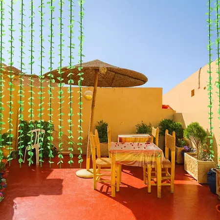 Riad Safran Rouge Jacuzzi Rooftop-3