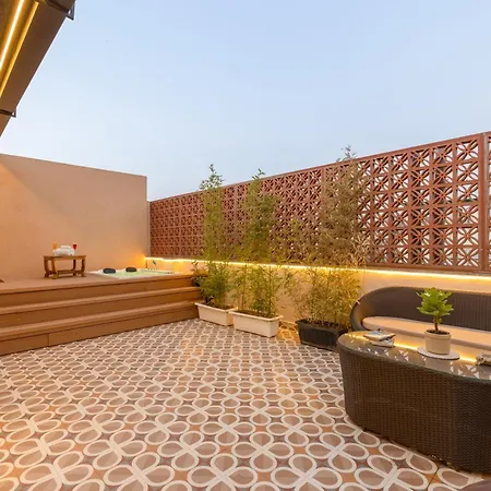 Bk Studio And Rooms Near Huda City Centre-3