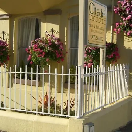 Citadel House Hotel-2
