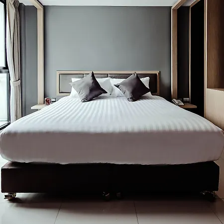 Three Sukhumvit Hotel-3