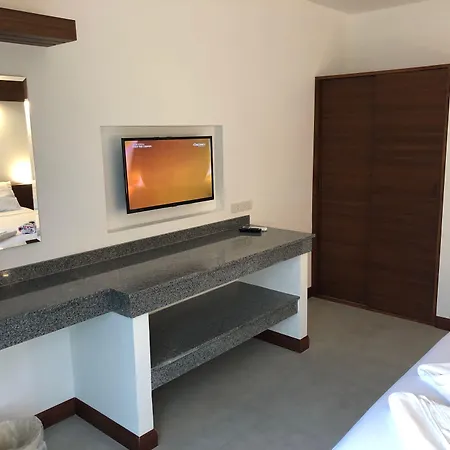 Noble House Beach Resort-2