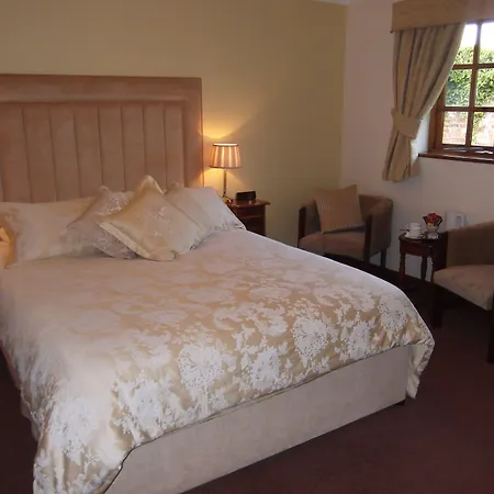Brandon Lodge-2