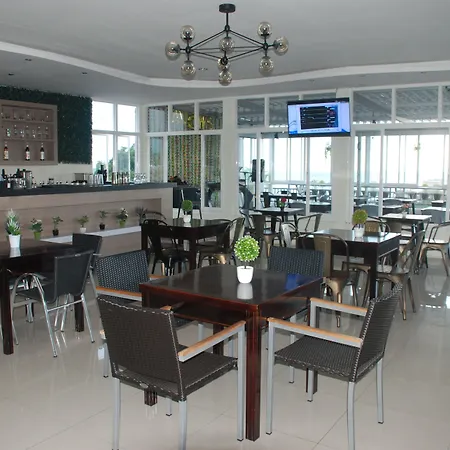 Avon'S Residence-3