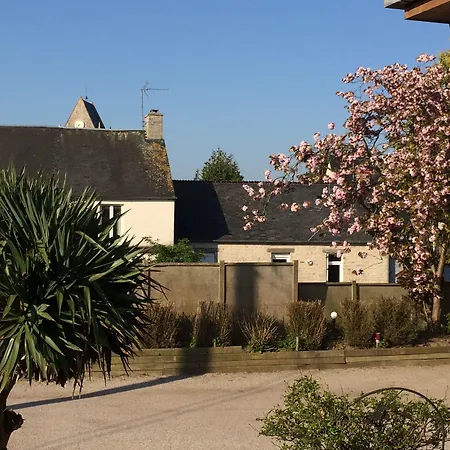 Hotel du 6 juin-3