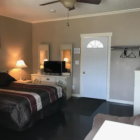 Beachcomber Inn-2