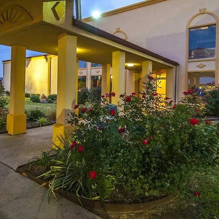 Howard Johnson By Wyndham Conway-3