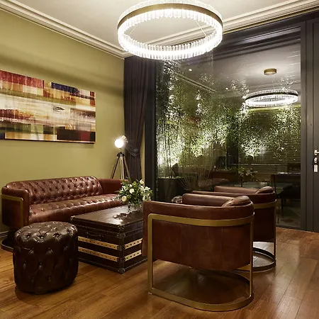 9 Brick Hotel-2