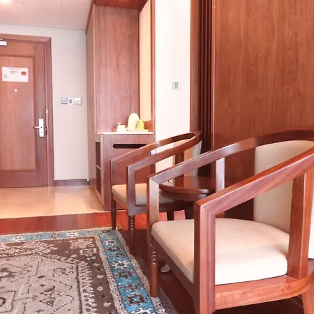 Mandila Beach Hotel Danang-2