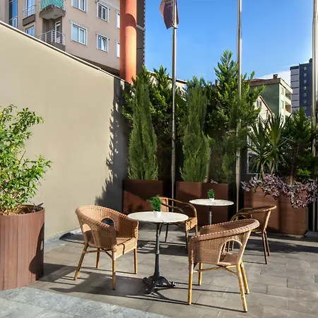 Nish Suites Atasehir-2