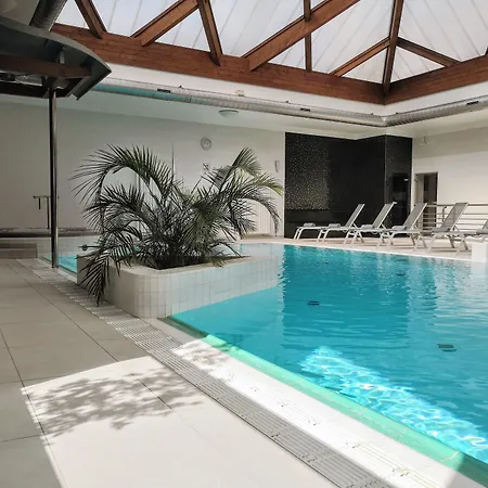 Premium Wellness & Wine Hotel Znojmo-3
