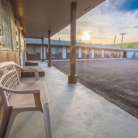 Dayton Motel-3
