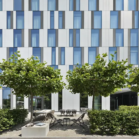 Stellaris Apartment Hotel-2