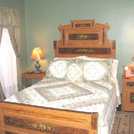 1897 Beekman House Bed And Breakfast-2