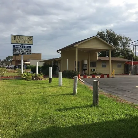 Travel Inn & Suites-2